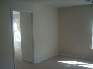 406 Stonehaven Cir, Cartersville, GA 30121