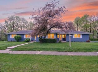 94 S Harmony Dr, Janesville, WI 53545