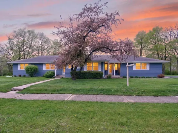94 S Harmony Drive, Janesville, WI 53545