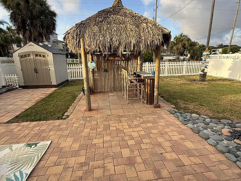 6814 Driftwood Dr — Photo 21