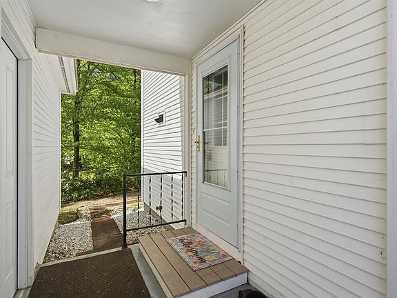 3rd image of 105 Albe Road