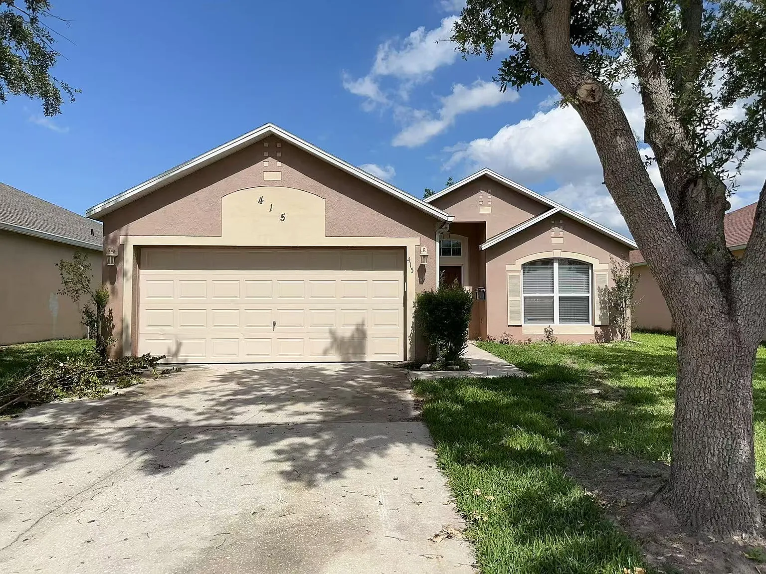 3 bed, 1521 sqft, $2,400 — Photo 1