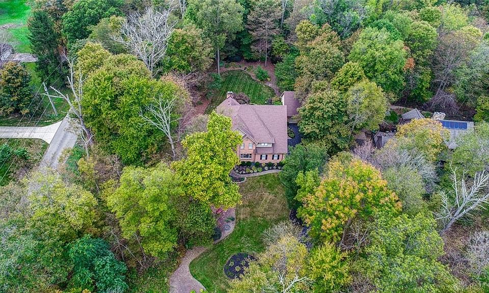 1st image of 2054 Winding Brook Way