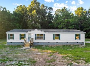 337 Valley View Dr, Byron, GA 31008