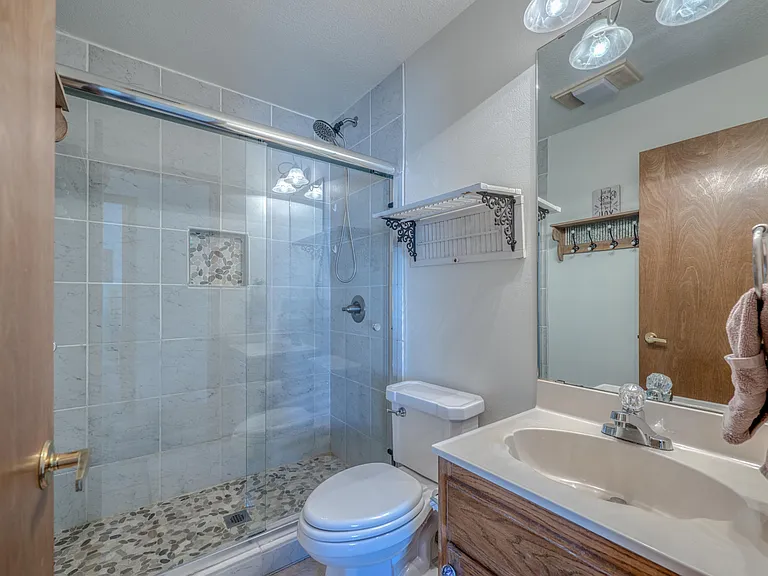 409 Barcus Rd — Photo 15