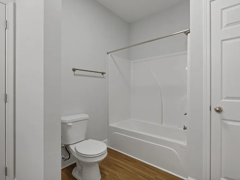 132 Wingate Ave — Photo 7