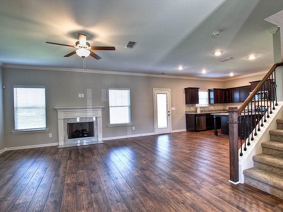 3rd image of 507 Sunflower Dr #84
