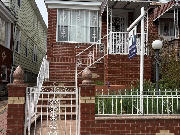 950 E 46th Street, Brooklyn, NY 11203