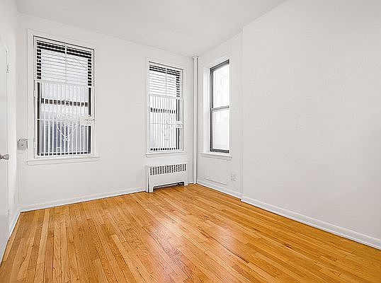 1st image of 905 1st Ave #1A