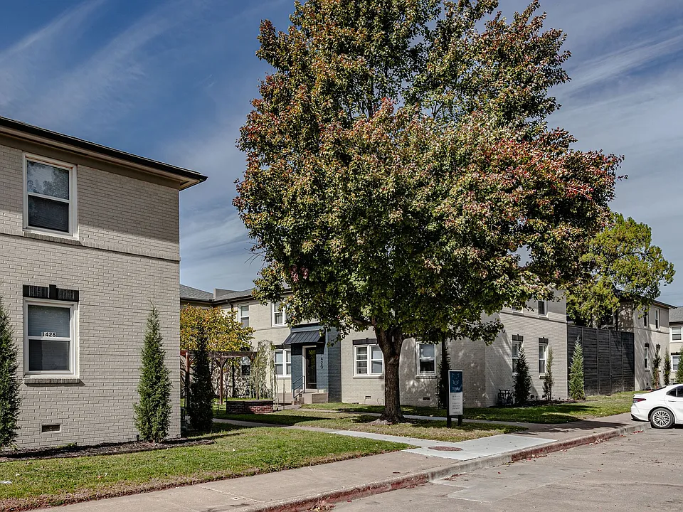 Everly Apartments on Cherry Street