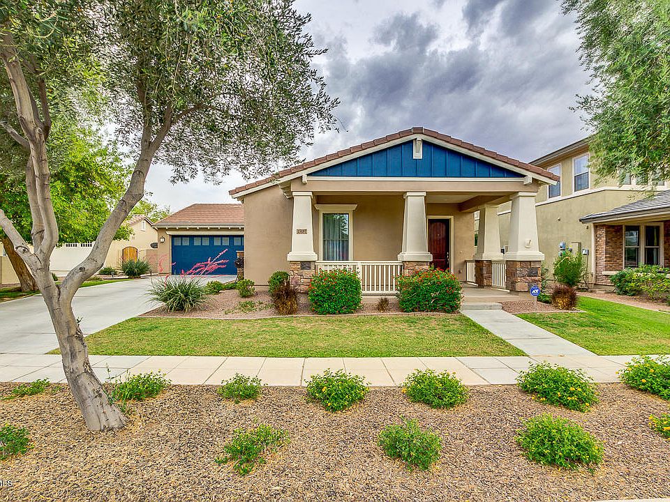 1st image of 15187 W Dahlia Dr