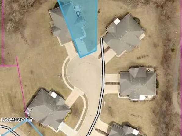 605 Hickory Ct, Logansport, IN 46947