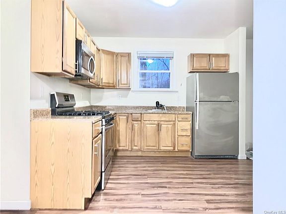 5th image of 58 N William St APT 2