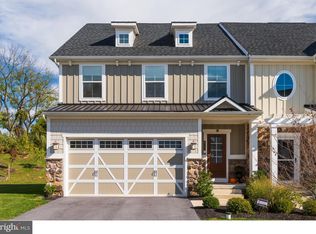 617 Cliff Ln, Malvern, PA 19355