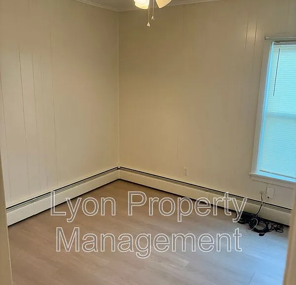 98 Anthony Ave #3R — Photo 7