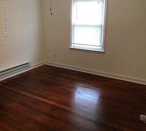 4th image of 307 Franklin Ave #1