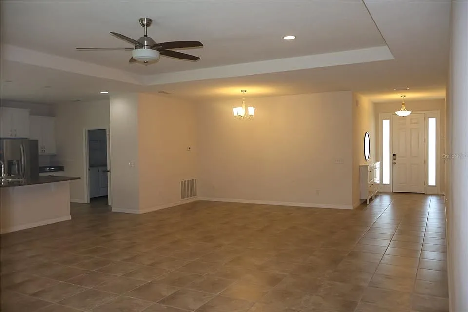 5033 Southwest 56th Street - 1 — Photo 3