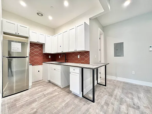 Rented by Doorway NYC, LLC | media 21