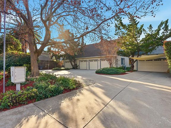 2nd image of 197 N Sunnyvale Ave #A