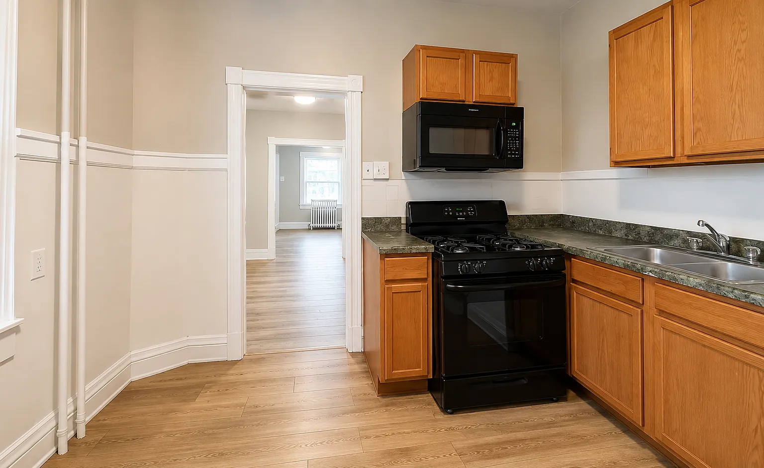 3 bed, $1,395 — Photo 3