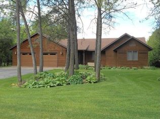 2430 Springville Dr, Plover, WI 54467