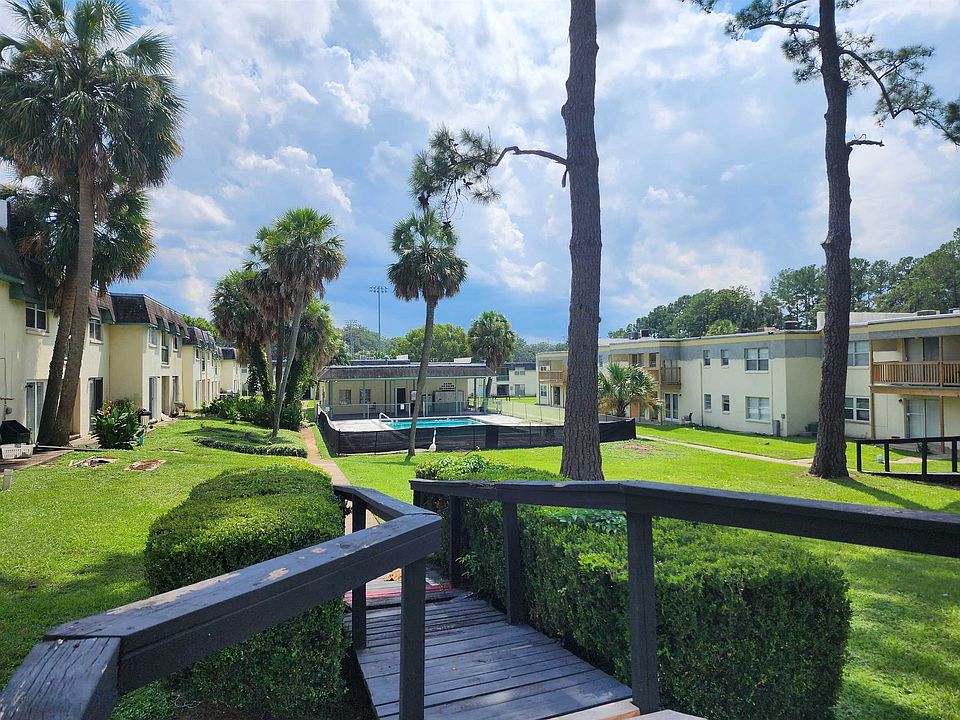 1st image of 2325 W Pensacola St APT 114