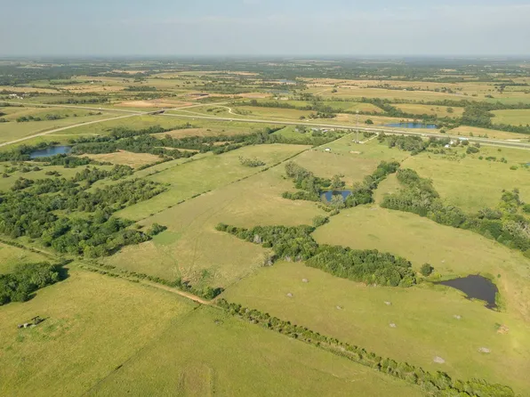 0 Q4 Rd, Mayetta, KS 66509