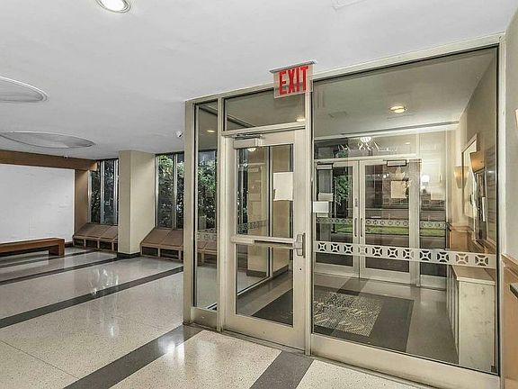 2nd image of 13810 Franklin Ave APT 9J