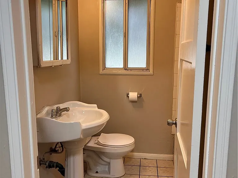 6607 Aura Ave — Photo 14