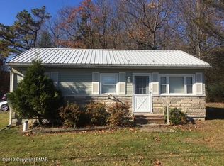 5204 5th Ave, Pocono Summit, PA 18346