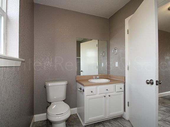 2nd image of 207 Lydia Dr APT D