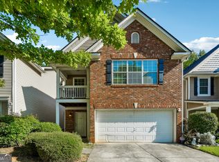 695 Shadow Lake Dr, Lithonia, GA 30058