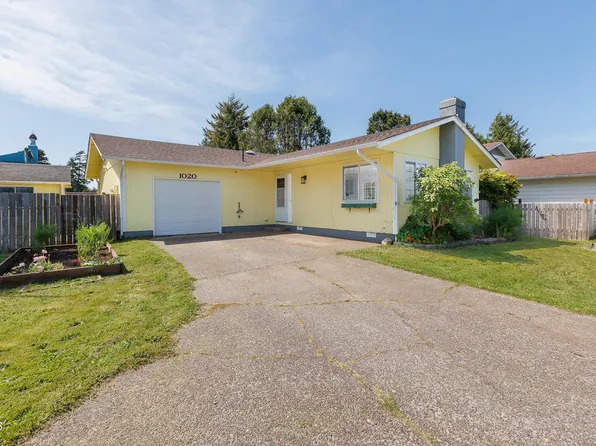 1020 SE Ball Blvd, Waldport, OR 97394