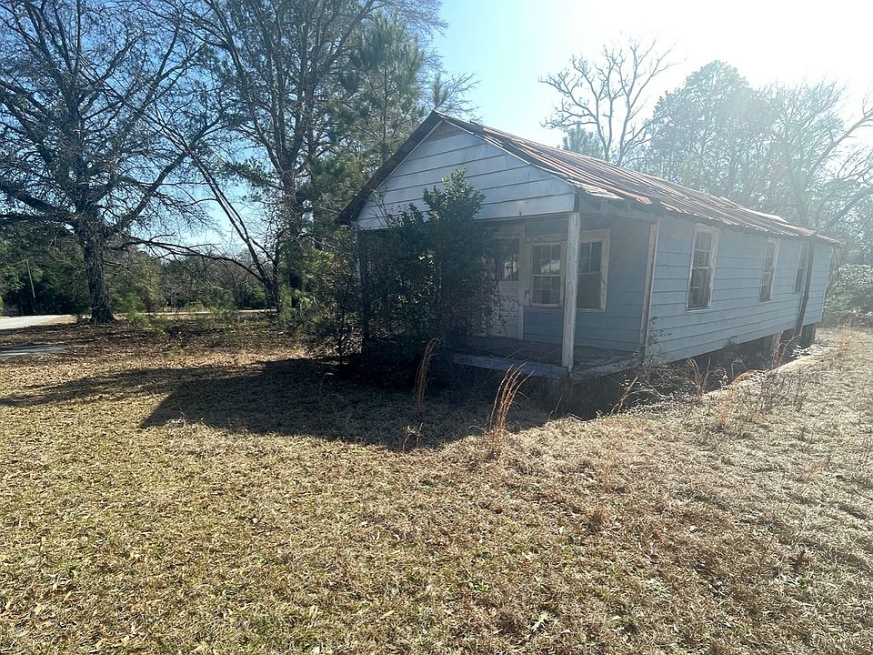 1st image of 3320 Jones Dr