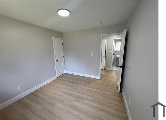 5th image of 19884 Elm Ct