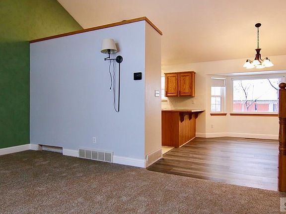 4th image of 273 Leesburg Ln