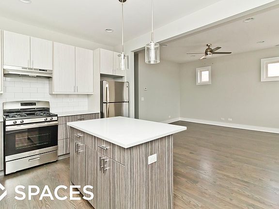 2nd image of 2626 N Rockwell St #2