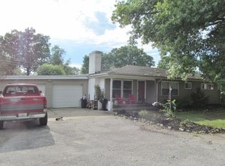17 Rr 4, Lawrenceville, IL 62439