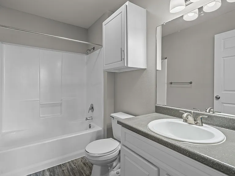 Echo Station Apartments — Photo 19