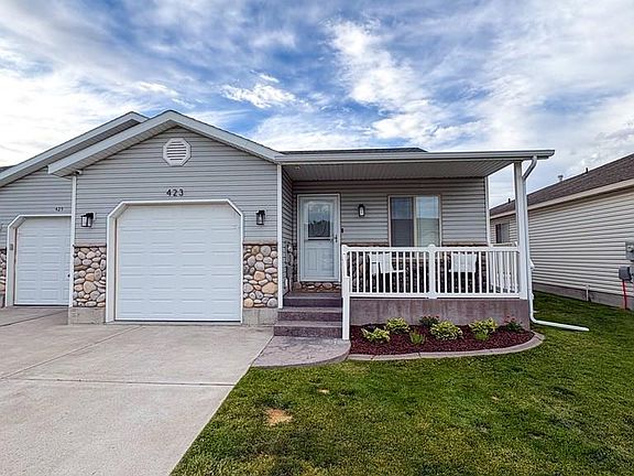 2nd image of 423 Neff Cir