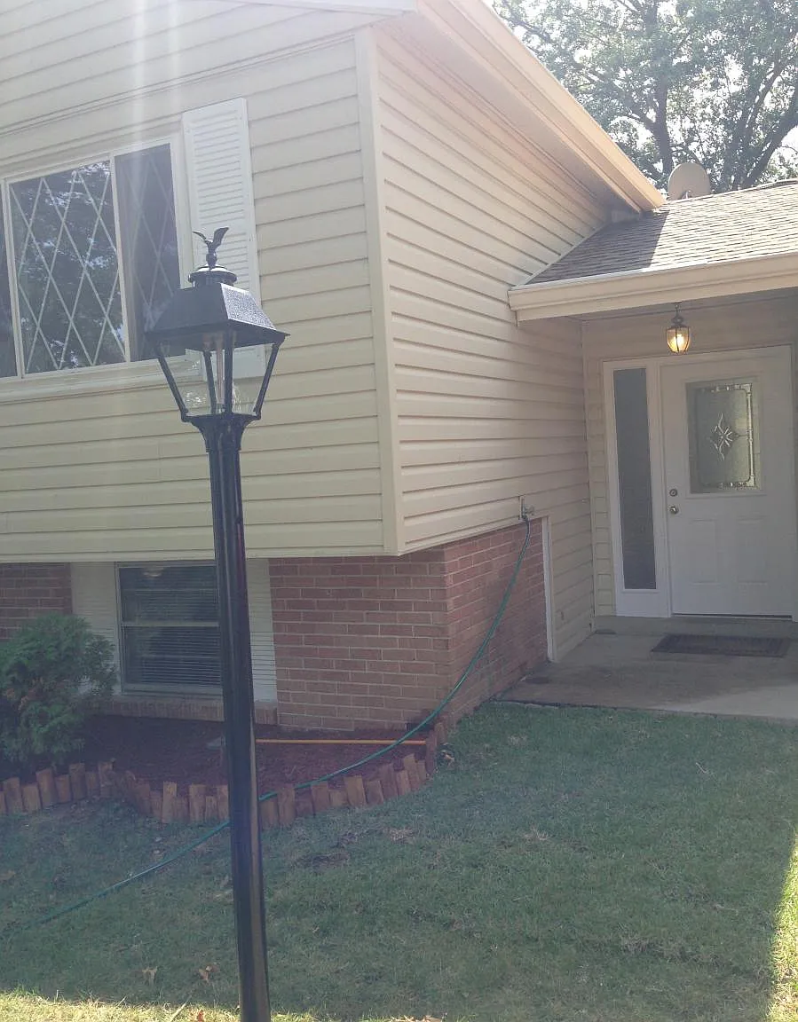 513 Ranch Dr — Photo 2