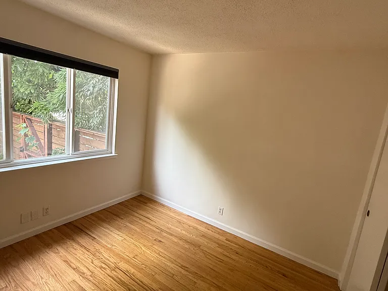 216 Miller Ave #1 — Photo 10