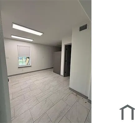 1110 Craig St #D — Photo 12