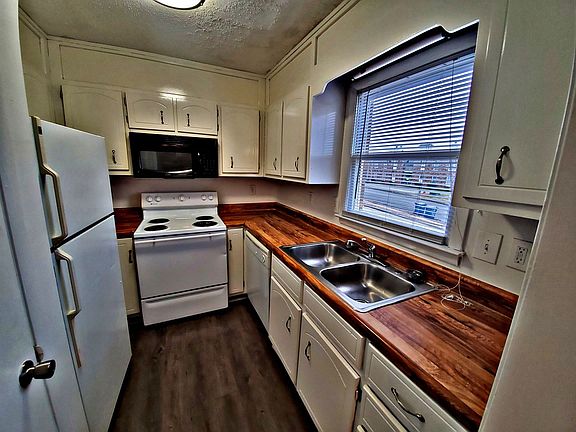 2nd image of 1512 Halston Cir NW APT 1