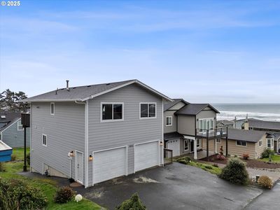 1910 NE 68th St, Lincoln City, OR, 97367
