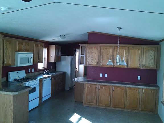 3rd image of 2524 Commonwealth Dr Lot 22