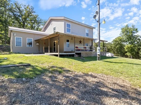 74 Hidden Bluff Cir, Brumley, MO 65017