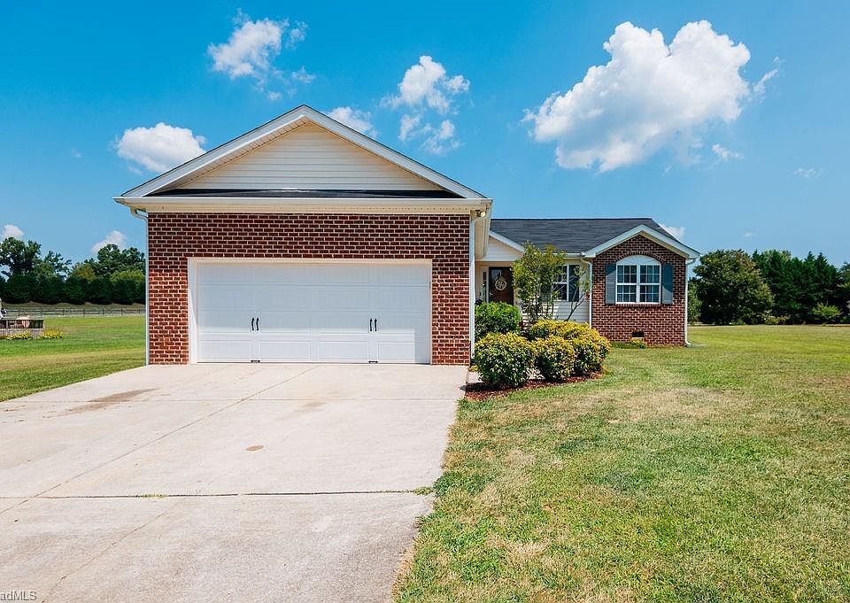 1st image of 7894 Springdale Meadow Dr