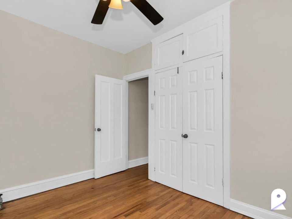 1st image of 1329 W Touhy Ave