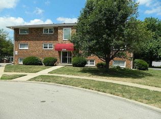 2104 Todd Dr APT 1C, Bloomington, IL 61704